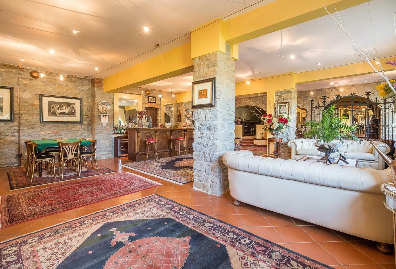 Castelletto Soprano Tenuta Pian D'Attesio - Agriturismo מראה חיצוני תמונה