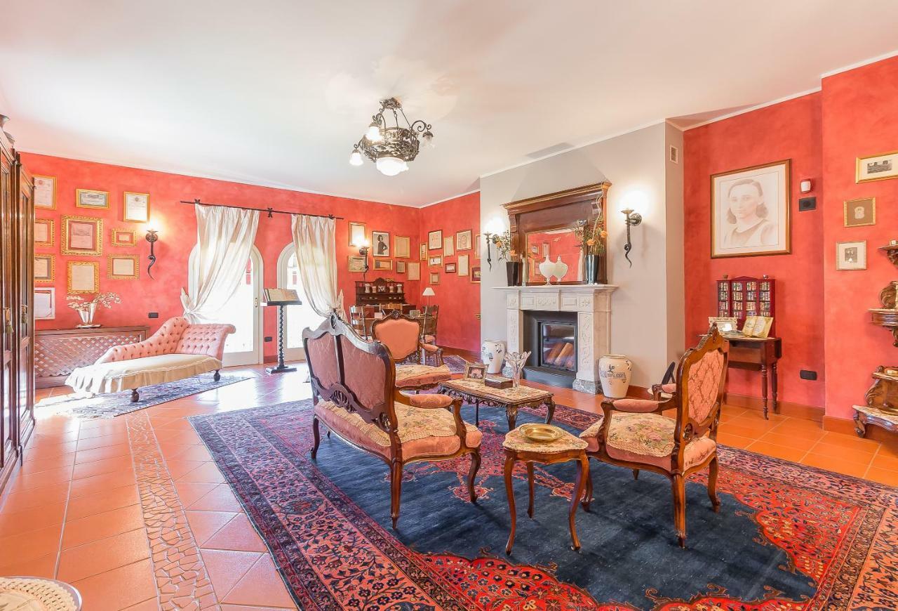 Castelletto Soprano Tenuta Pian D'Attesio - Agriturismo מראה חיצוני תמונה