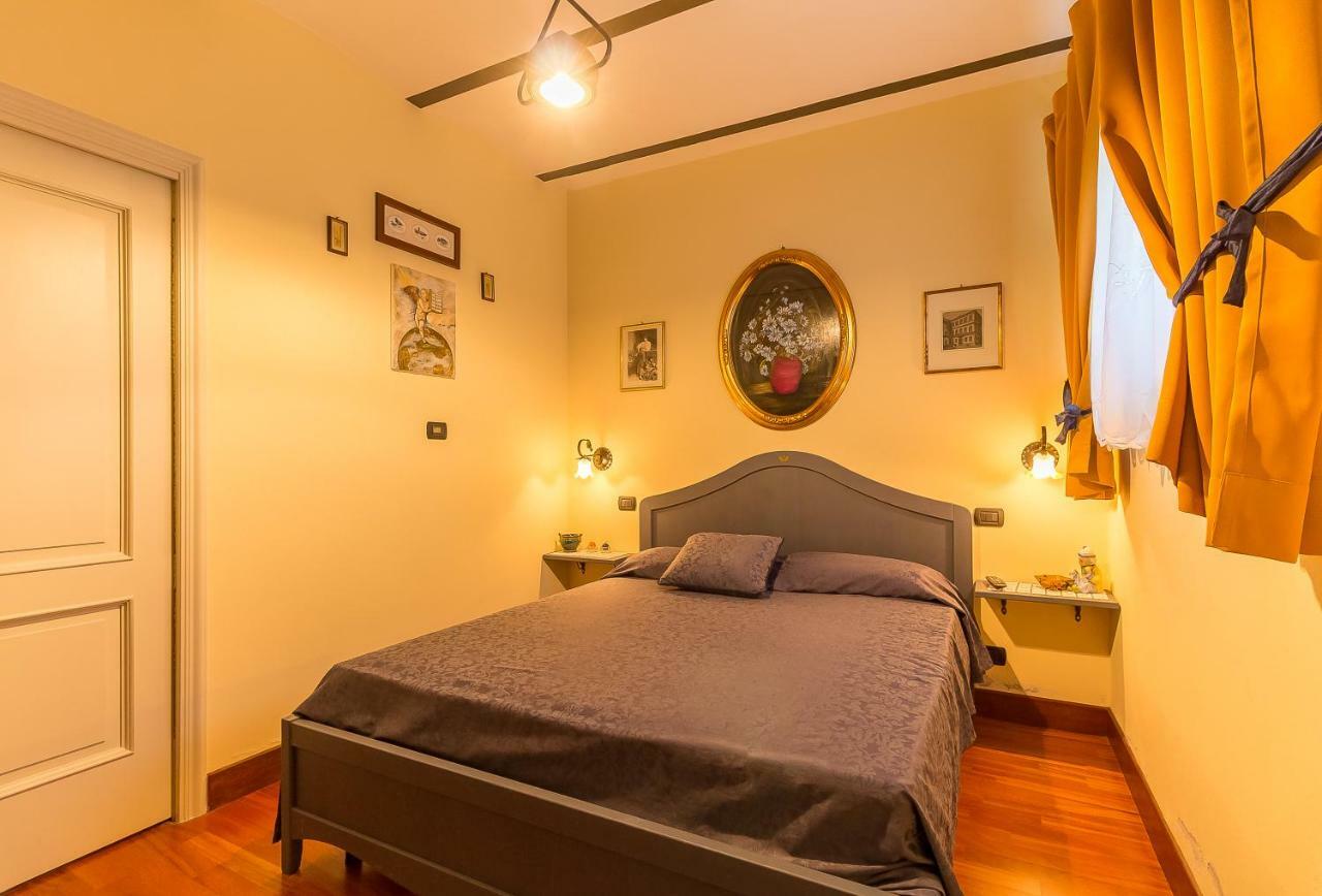 Castelletto Soprano Tenuta Pian D'Attesio - Agriturismo מראה חיצוני תמונה
