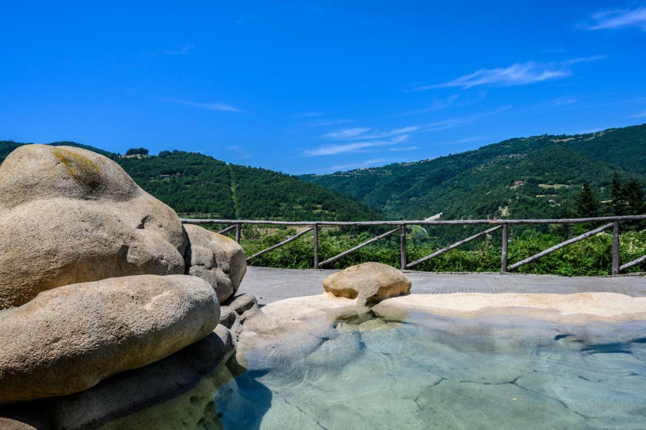 Castelletto Soprano Tenuta Pian D'Attesio - Agriturismo מראה חיצוני תמונה