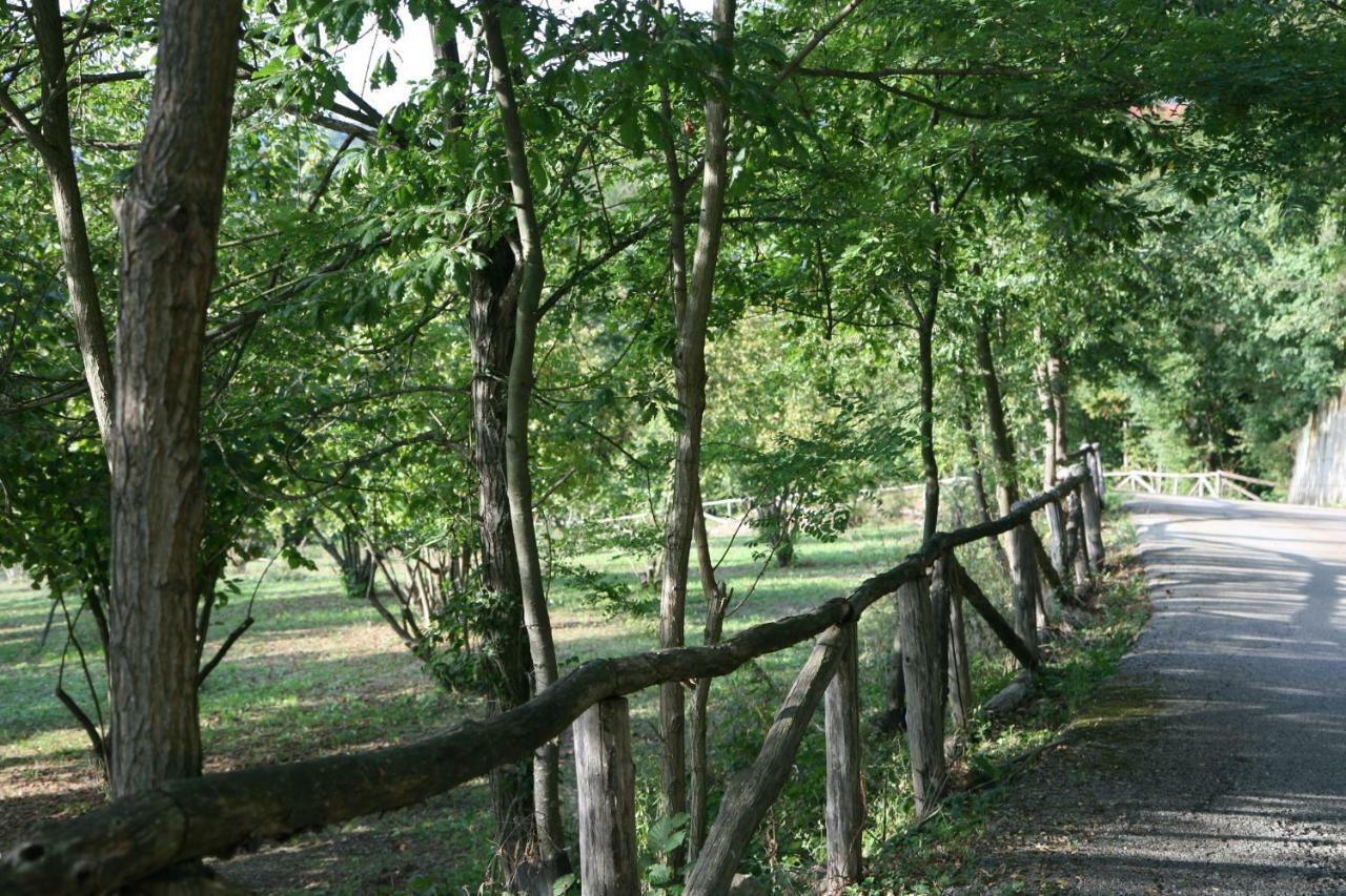 Castelletto Soprano Tenuta Pian D'Attesio - Agriturismo מראה חיצוני תמונה