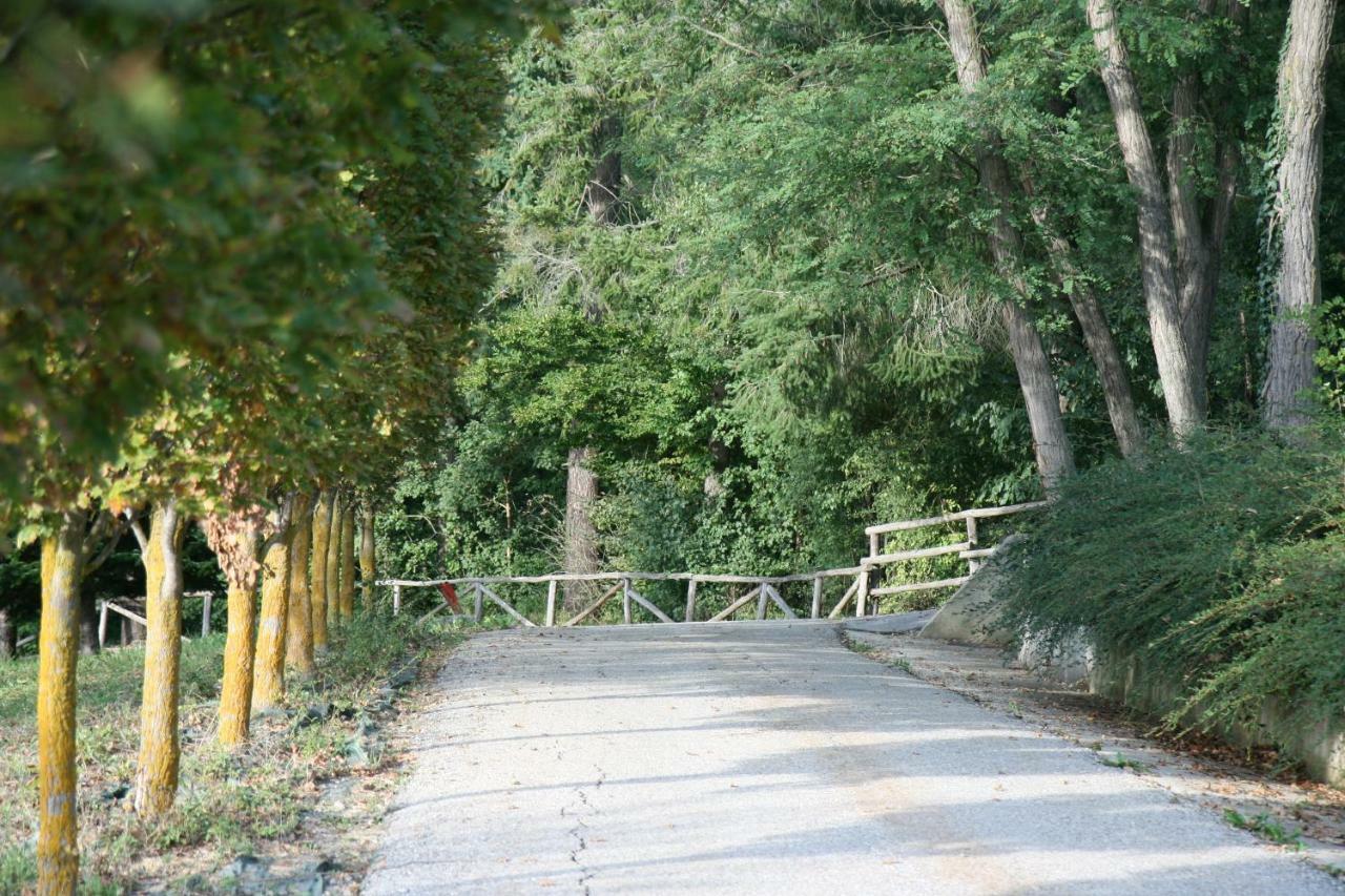 Castelletto Soprano Tenuta Pian D'Attesio - Agriturismo מראה חיצוני תמונה